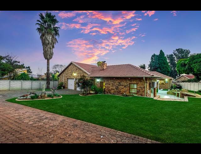 4 BEDROOM HOUSE FOR SALE IN ALLEN'S NEK
